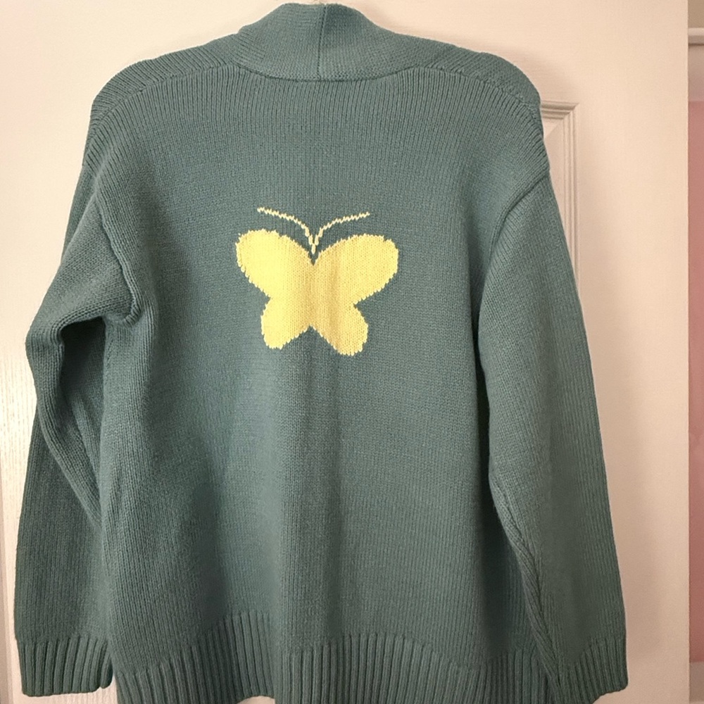Candace Cameron Bure Sweater View 3
